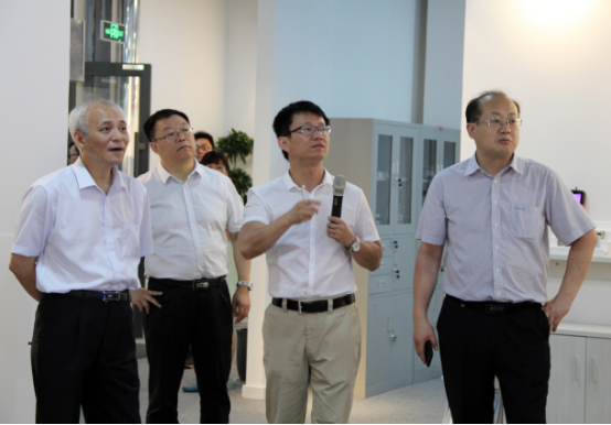 湖南省黨政考察團(tuán)一行到訪山東諾方電子-1.png